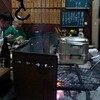 北海道　小樽市　炉端焼　かじか　/　渋い店でお酒を楽しむ
