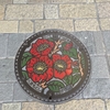 熊本の美！下通アーケードで見つけた「ひごつばき」マンホール