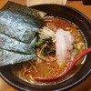 濃厚こってりらーめんが食べられる！横浜家系らーめん三元🍜