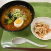 お昼ごはんは社食の「坦々麺」