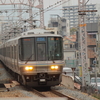 塚本駅の上りホームで上り列車を撮影しました。