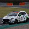 マツダブランドスペース大阪で「MAZDA SPIRIT RACING MAZDA2 Bio Comcept」と「MAZDA CX-60 Biofuel」の実車展示が開始されます。