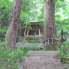 顕鏡寺の白蓮さんと石老山（５）石老山顕鏡寺。