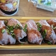 ともさんかくローストビーフ寿司と小海老天そば