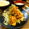 今日のお食事　夕食にすた丼屋の唐揚げライス