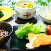 ♪赤飯と茶碗蒸しとサーモンフライ♪