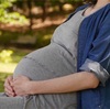 プレママは足から健康に。妊娠中に足がむくむ原因と着圧ソックスの効果。