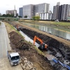 白川の河床掘削