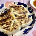 たかなべギョーザの「餃子」と「上海棒ギョーザ」を食べてみました。