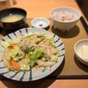 やよい軒　肉野菜炒め定食