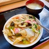 南区真金町の「お食事処 一番 真金町店」でミニ中華丼
