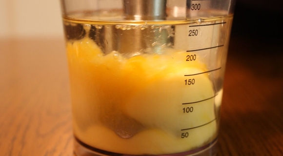 「俺マヨネーズ」を自作&カスタマイズしてみる【5秒で乳化するマヨハック】 「俺マヨネーズ」を自作&カスタマイズしてみる【5秒で乳化するマヨハック】