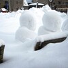 雪投げで体力つけてます