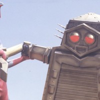 ギギVSゴン」 - 帰ってきたウルトラ38番目の弟