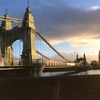 テムズ川に架かるロンドンの橋。めちゃくちゃかっこいい「Hammersmith Bridge ハマースミス橋」