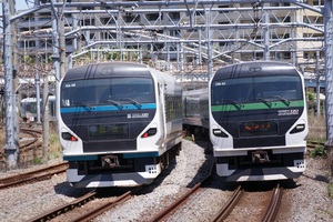 お久しぶりな東海道線撮影記。E257系2000番台回送と5000番台臨時踊り子（友情出演の０番台）、E231系1000番台とE233系3000番台。※サムネは合成です