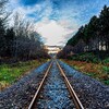 「平らな鉄路の山の駅」讃岐平野を走る「琴電」沿線のユニークすぎる「3つの駅」