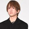 板垣李光人　金髪からのイメチェン姿