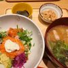 梅芸で観劇前に…多彩な海鮮丼メニューに迷っちゃう！阪急三番街 マルモキッチン（大阪・梅田）