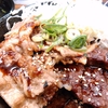 肉丼専門店の肉丼を食べた