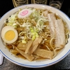 【今週のラーメン５６８７】中華そば 下連雀（東京・三鷹）中華そば ネギみじん ＋ チャーシュー皿 ＋ サッポロ赤星２本　〜薬味や具材追加で楽しみ方自由自在！江ぐち系譜ノスタルジック拉麺！麦酒と拉麺でフィーバー！