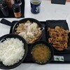 吉野家　牛皿・ねぎ塩豚定食