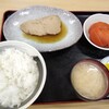 西川口の「あおき食堂」でサメ煮付定食を食べました★