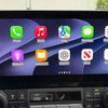 iOS 27のCarPlayで動画が見られる。ただし停車中と「対応車」の条件つき