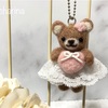 【バレンタインデー】オシャレくまちゃんのキーホルダー・ピンクのハート