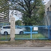 「高崎市立東小学校」に残されていた「髙崎東青年學校」のプレート。