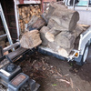 木屑とサービス薪