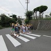 登校の風景：涼しく汗をかかない朝