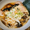 細麺屋くわとろ　黒マー油豚骨ラーメン