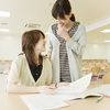 しぐさから相手の心を読む-３
