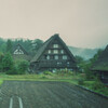 第１０６５回　日本の古層（13）   白川郷の伝統的家屋ー自然に対する敬虔さが反映された形