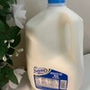 アメリカの普通サイズの牛乳