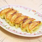 「餃子の王将」水道橋店の現役店長に、自宅でできる最高の餃子の焼き方を伝授してもらった