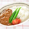 カレーライスのご飯、左に置くか？右に置くか？