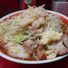 ラーメン二郎 上野毛店 - 「柔らかめ」改めて検証。茹で時間は恐らく9分基準。製麺助手さん謹製ラーメン。龍丼と赤丼の違い。今宵もまたなかなか稀有な上野毛の一場面を堪能。