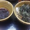 なぜ蕎麦にラー油を入れるのか。