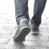 歩くスピードと寿命が関係？歩いて健康チェック、そして上を見よう