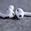 AirPods Pro 2/3、AirPods 4向けにデベロッパーベータ版配信。H2チップ限定で進む機能格差