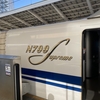 東海道新幹線 N700S で車販コーヒー と かちんかちんアイスを