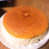 りくろーおじさんのチーズケーキにそっくり！？ 오사카오지상치즈케이크