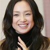 女優、永作博美（３８）が１日、4/27日に入籍、映像作家の内藤まろ氏（３９）結婚していたことを発表