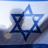 破壊行為：ナチスを称える暗い記念日に、ユダヤ人御用達レストランが襲撃される
