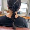 ミディアムロングの涼しげなヘアアレンジ【くるりんぱとみつあみのミックスヘア】