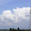 雲と鉄塔