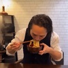 「じーちゃんのうどん」のルーツがわかった。それは「○○○うどん」だった。