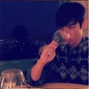 BIGBANGのT.O.P、酔っ払った？お酒の席でも溢れる“美男オーラ”